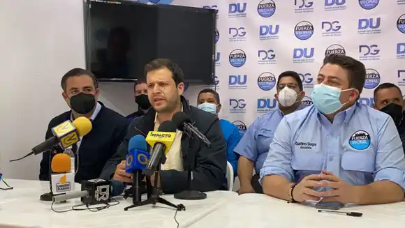 ¡EN RIESGO! Alcaldes piden a Ocariz no entregar Miranda al chavismo y apoyar a Uzcátegui