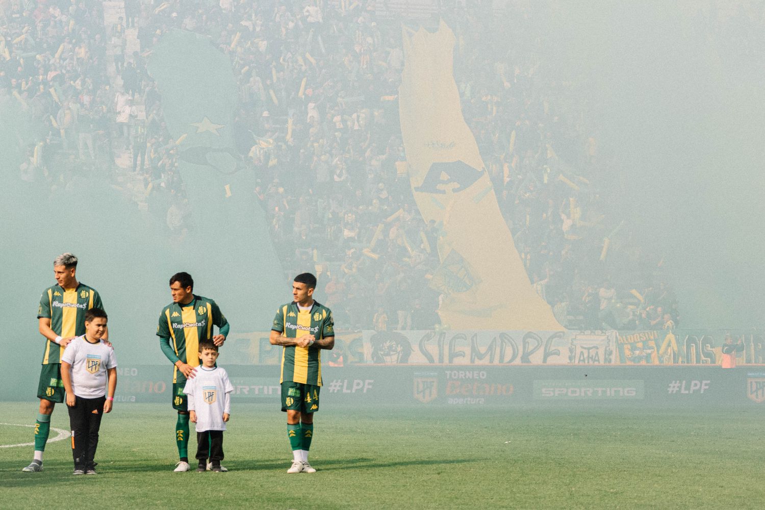 Aldosivi se juega una final clave frente a San Martín en la última fecha
