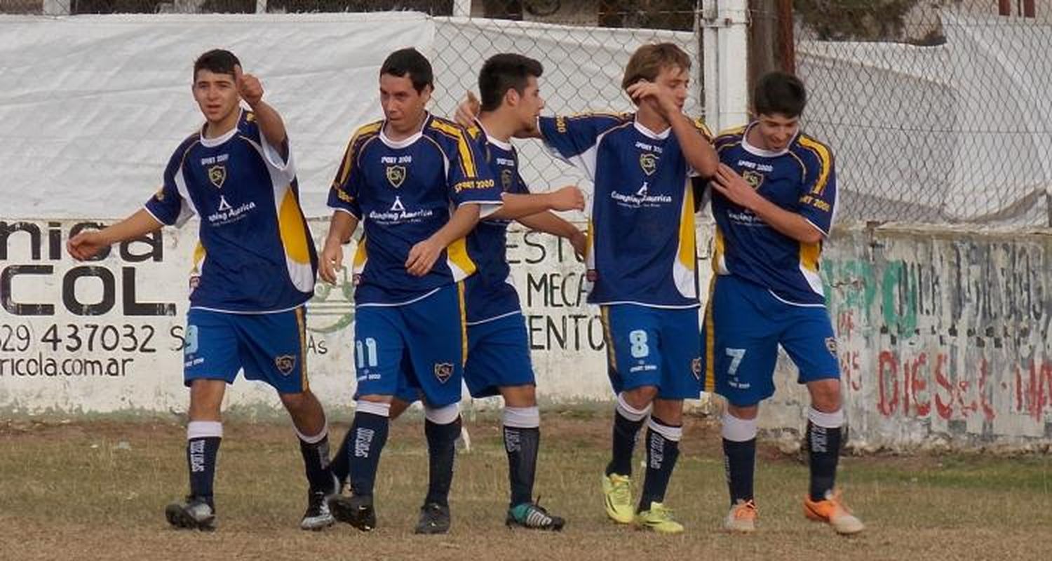 América y La Esperanza todavía se ilusionan