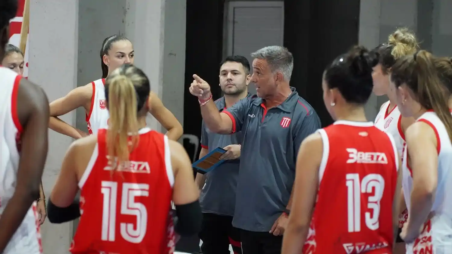 Las chicas no se conforman