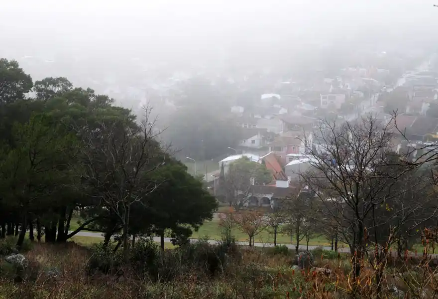 Fuerte tormenta durante la madrugada con ráfagas de hasta 60 km/h