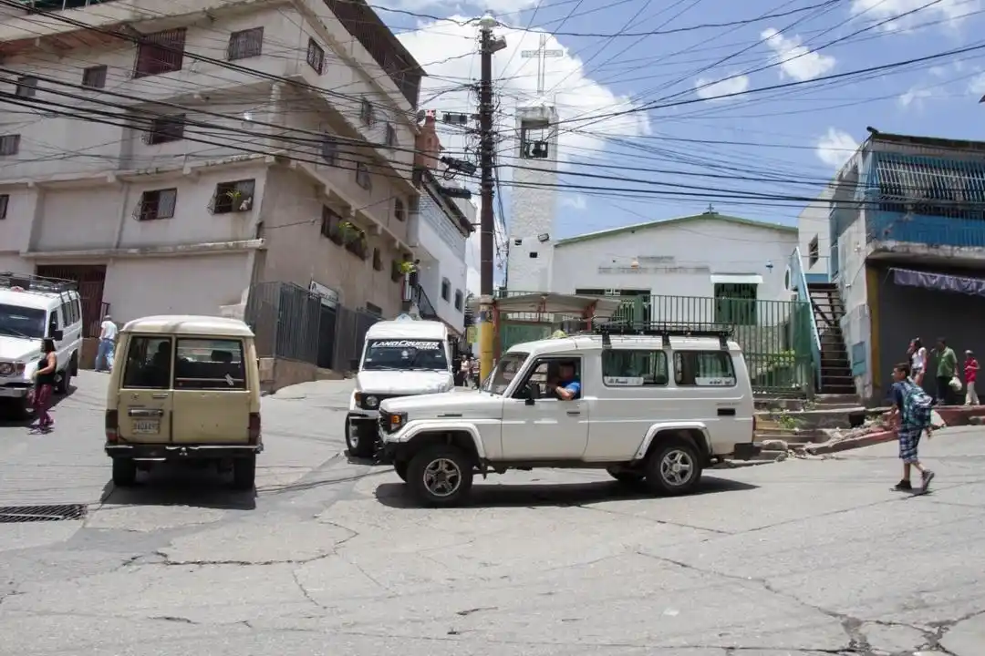 Fue a dar un pésame a Carapita y la sorprendió la muerte: LE QUITAN LA VIDA DE TRES DISPAROS