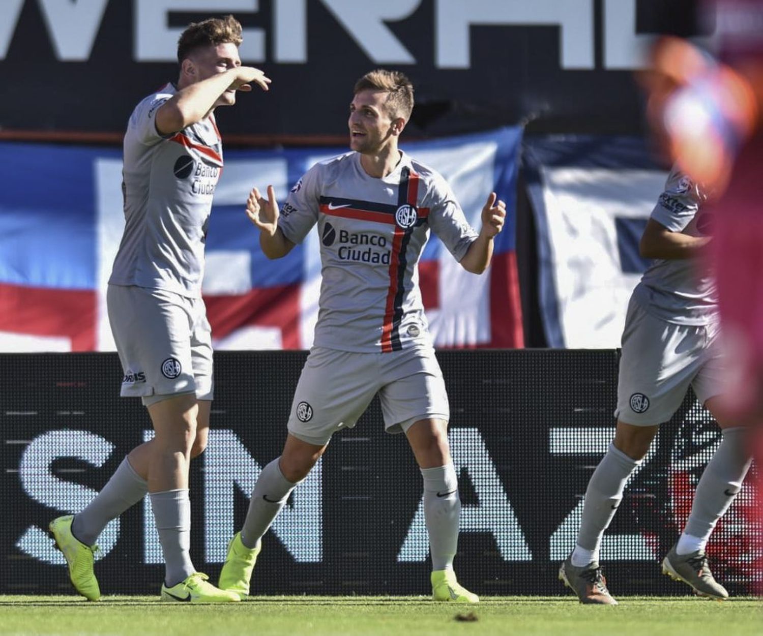 San Lorenzo fue práctico para vencer a Patronato
