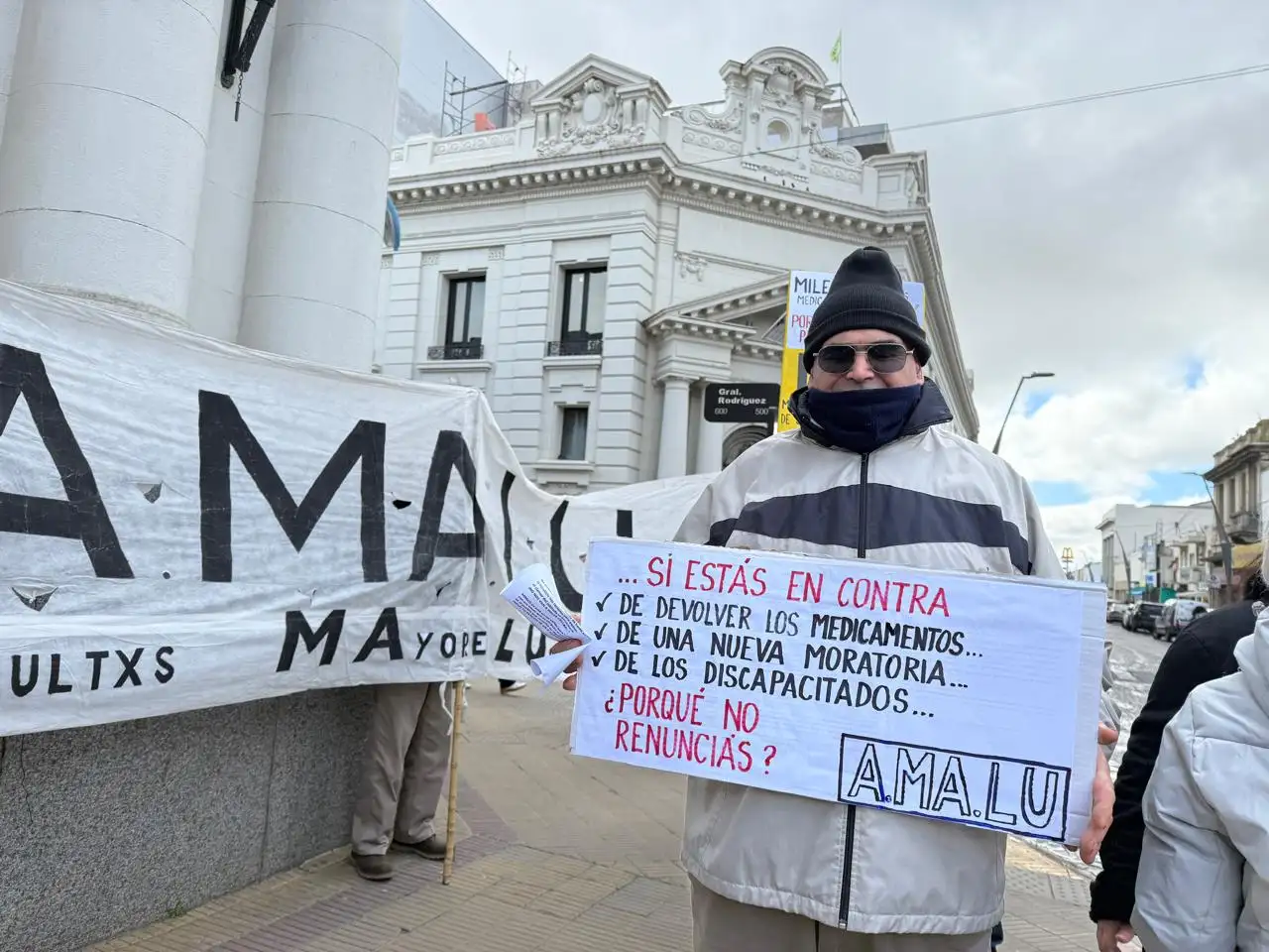 marcha jubilados 13-08-25 - 3
