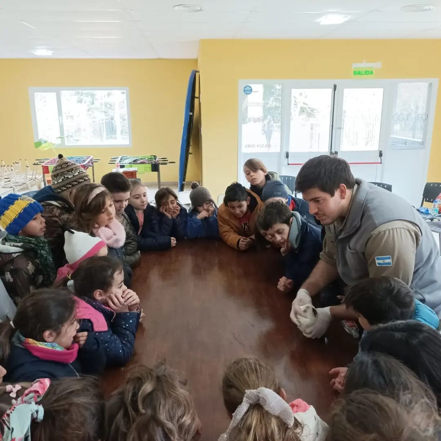 El Centro de Rescate organizó un evento para transmitirles sus conocimientos a los más chicos