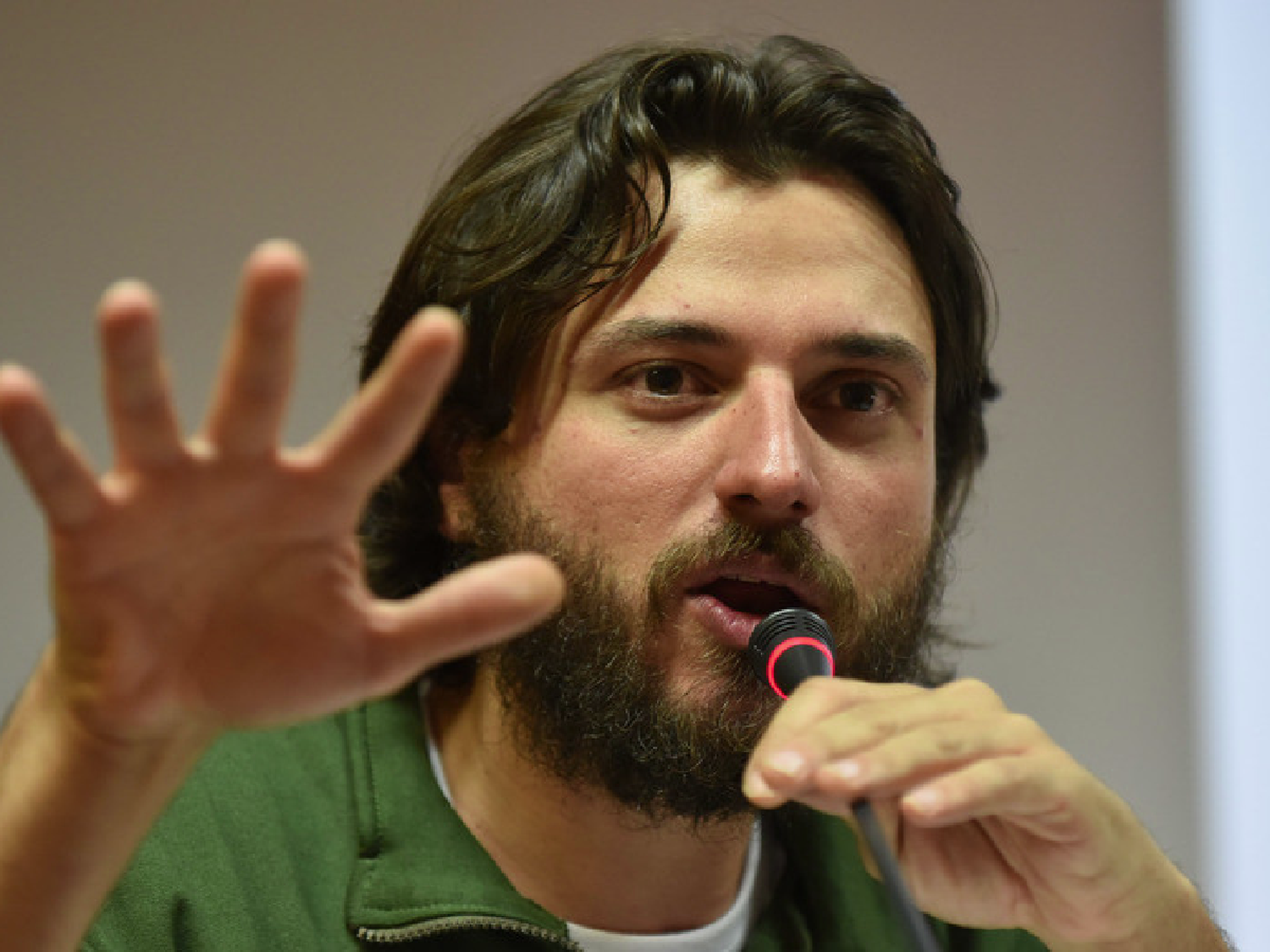 Grabois advierte el riesgo de que estalle "una olla a presión"