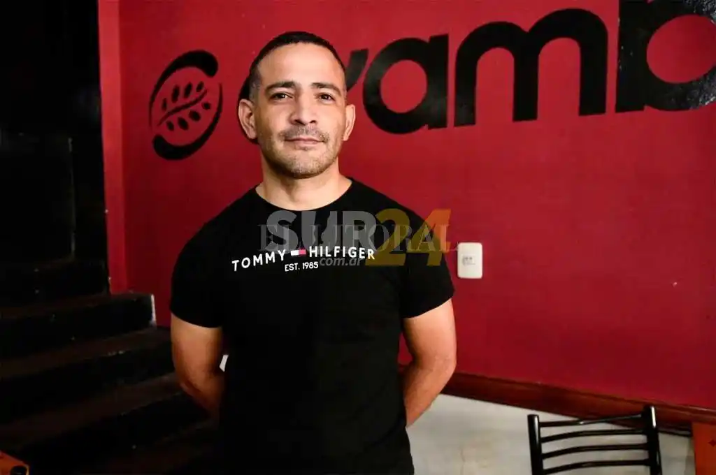 “No me arrepiento, cumplía con mi deber”, dijo el policía arrestado en un estudio jurídico de Cañada de Gómez