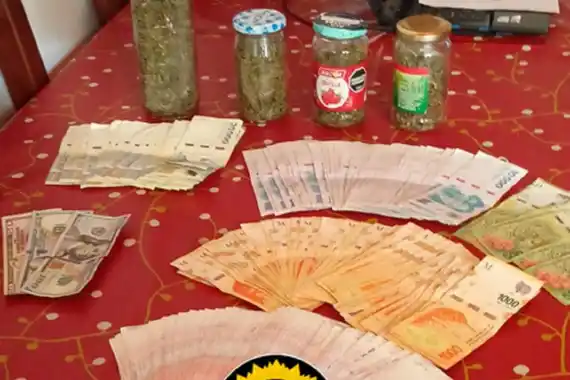 Allanamientos antidroga en Gualeguay: dos detenidos y secuestro de cocaína, marihuana y dinero en efectivo