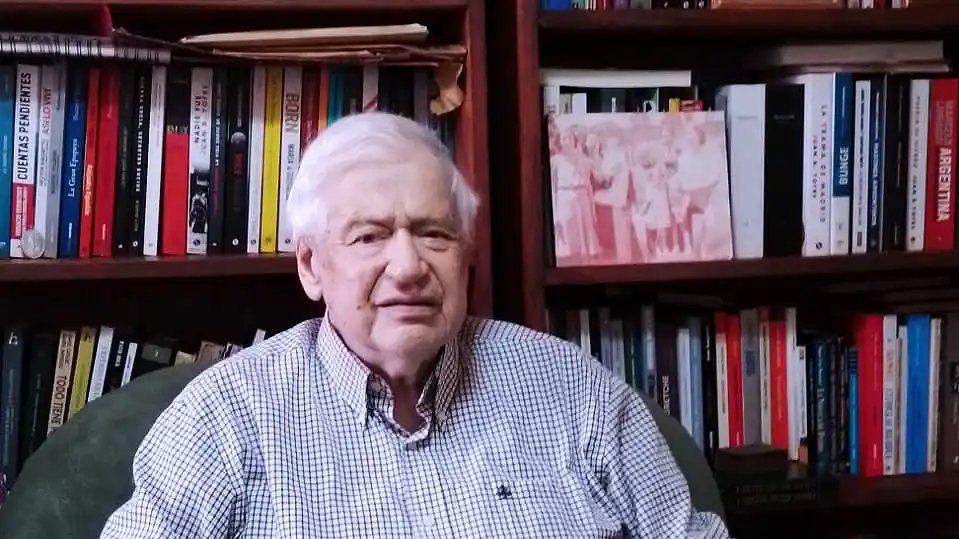 “La historia de Gualeguay está en El Debate”: Gustavo Gandini, la voz de un lector de toda la vida