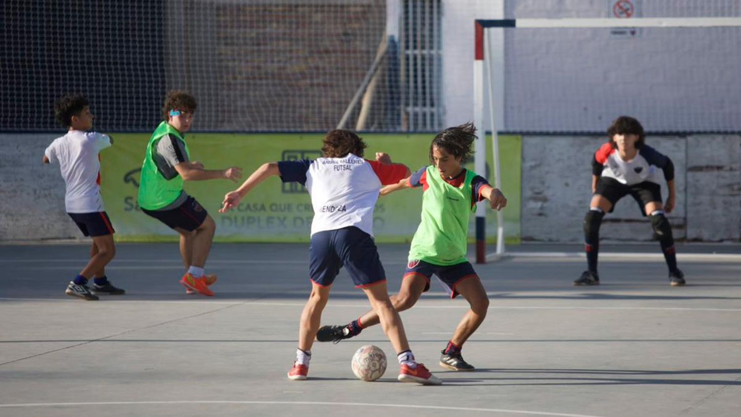 El 80% de las infancias hace actividad física extraescolar, pero hay brechas de género