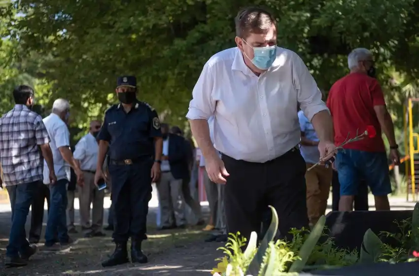 Homenajearon a policías caídos en servicio