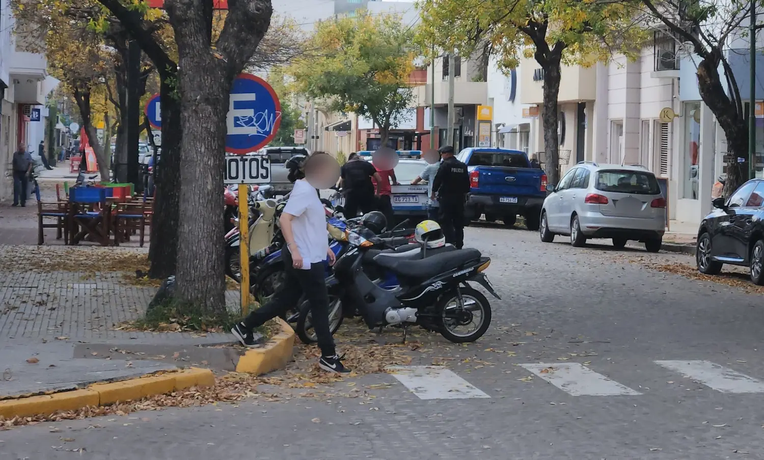 Incidentes en calle Belgrano | Crédito: RADIO RAFAELA