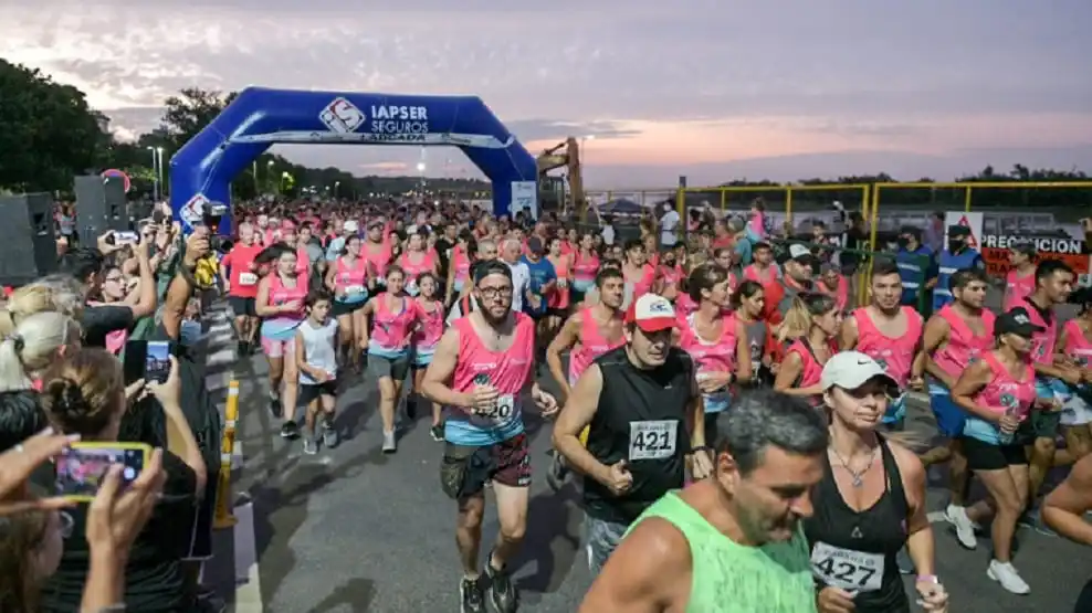 Invitan a participar de la segunda edición de la Carrera Nocturna Ciudad de Paraná