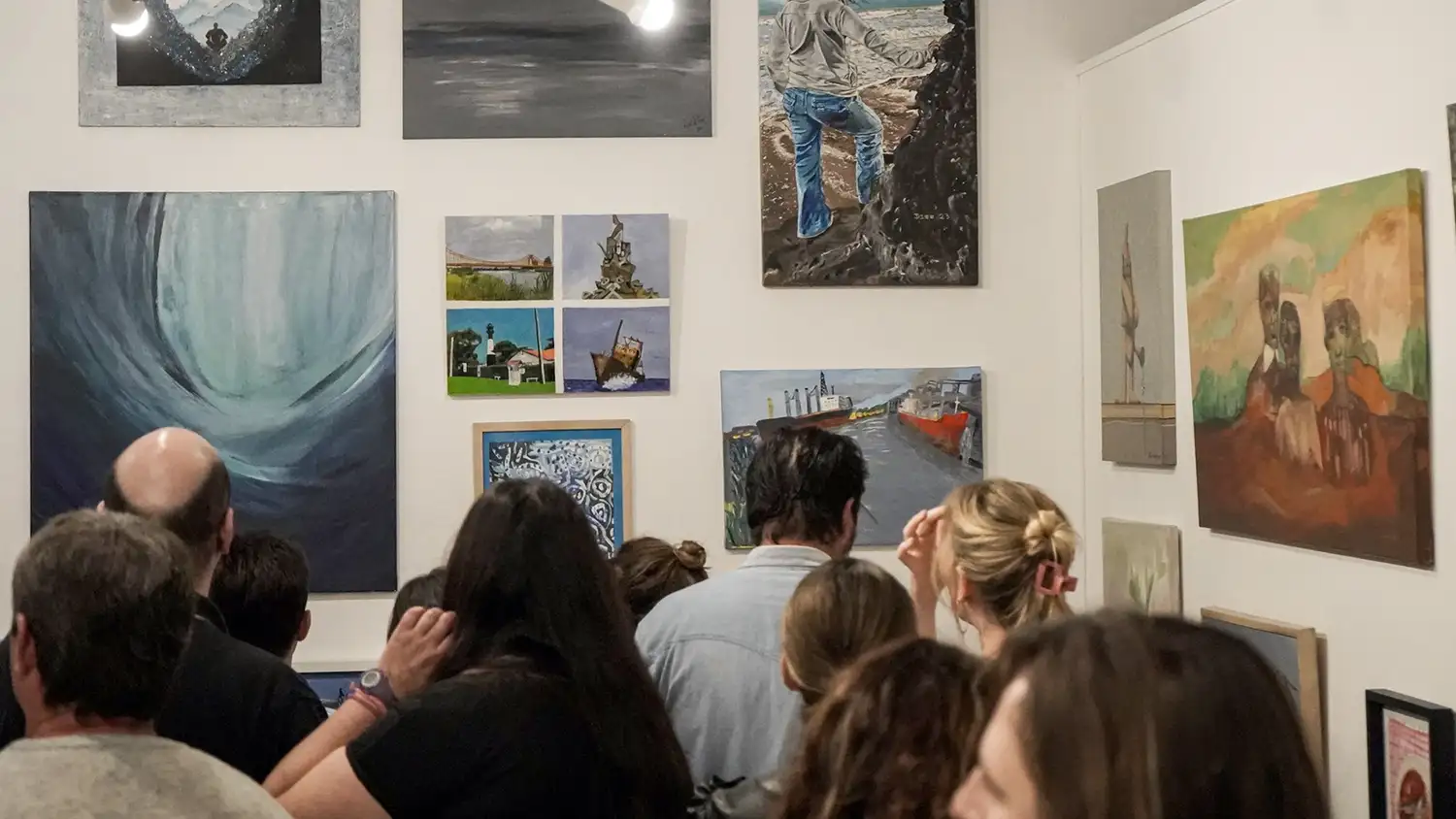 Espacio de encuentro entre generaciones de artistas