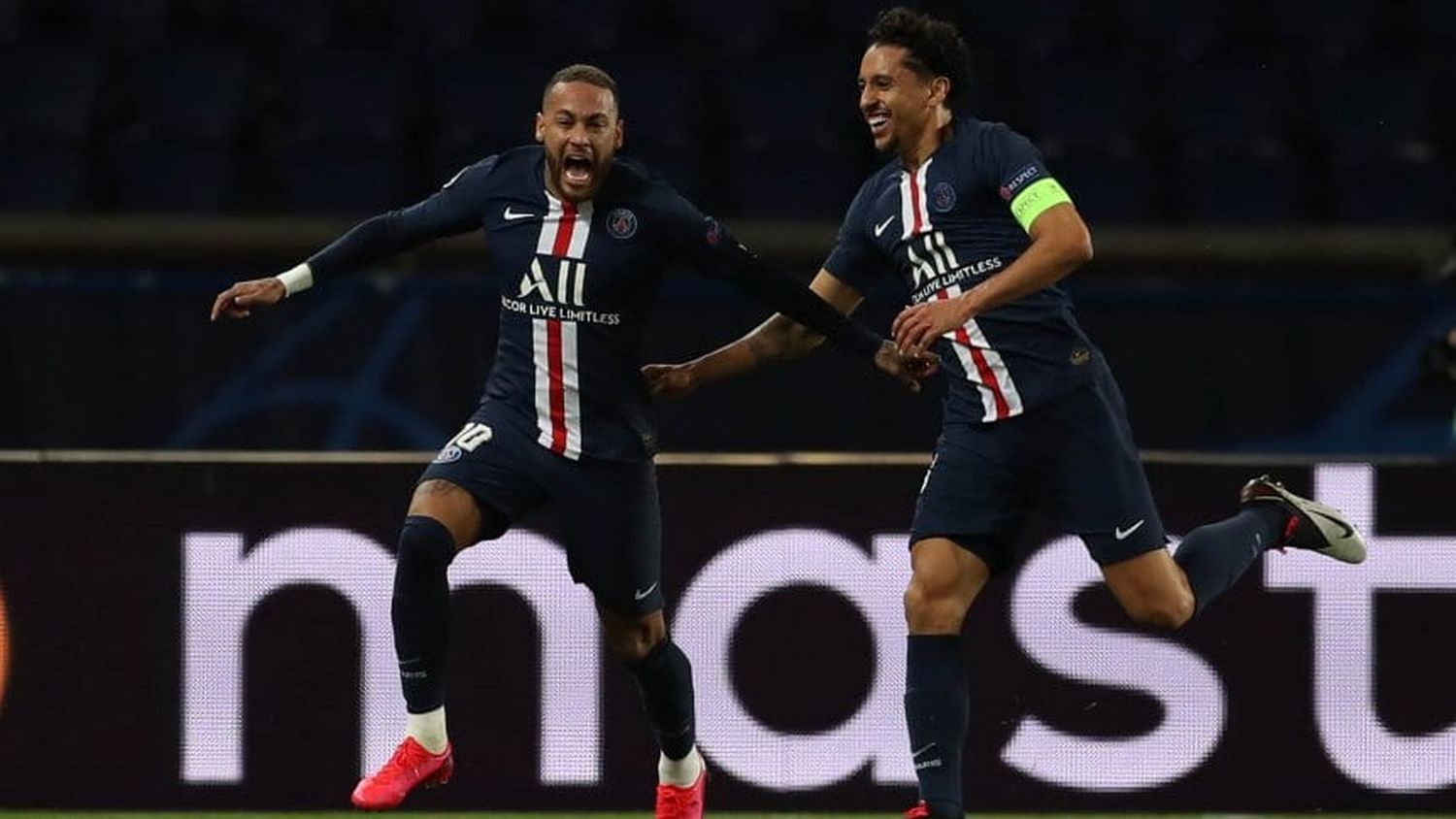 PSG venció sin atenuantes al Dortmund y sacó pasaje a cuartos