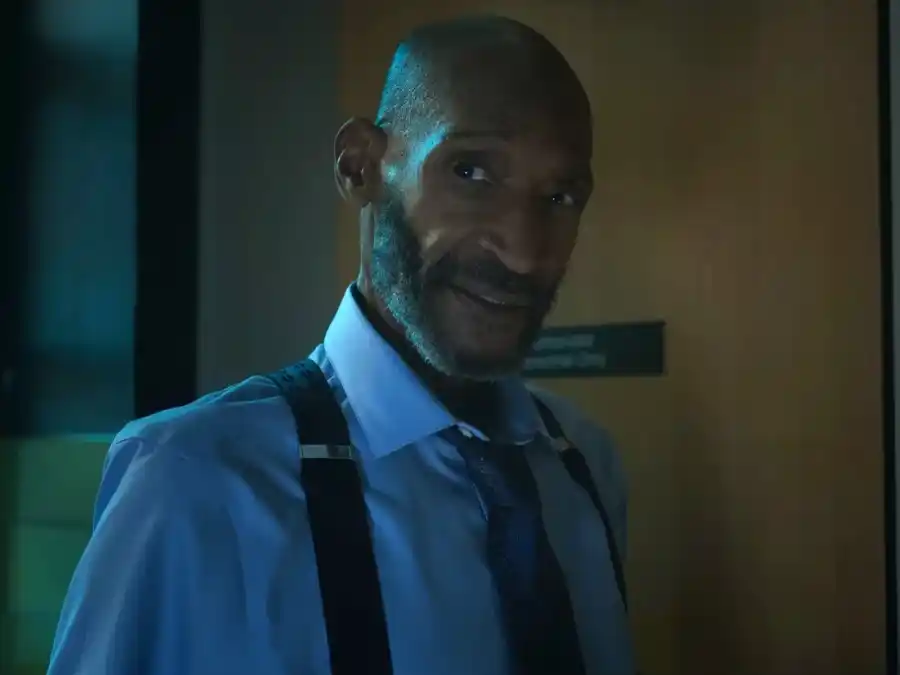 Todd murió de cáncer de estómago.