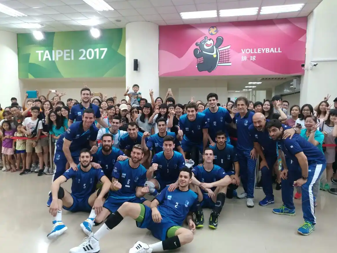 Argentina clasificó a cuartos de final sin Roberts