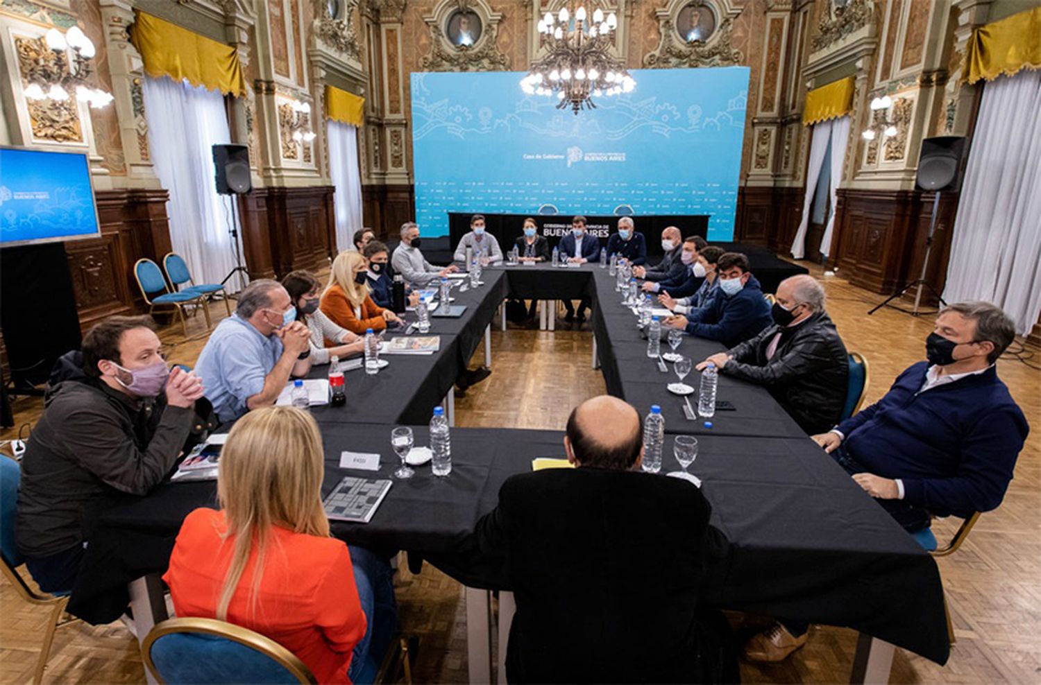 Kicillof se reunió con intendentes del Frente de Todos