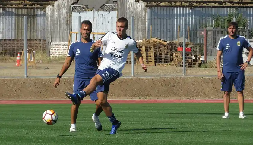 Argentina se entrenó en Talca y espera a Balerdi