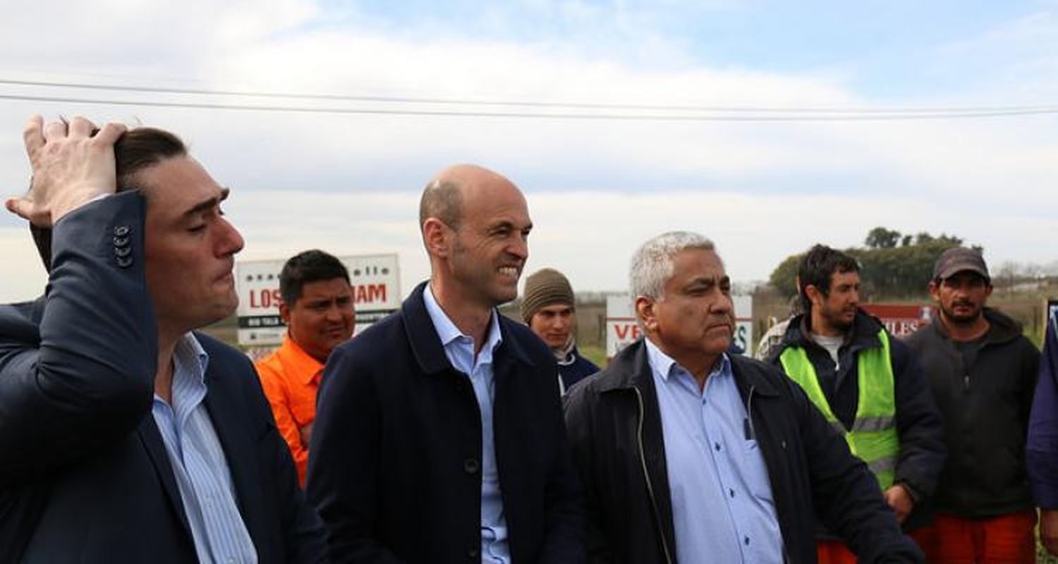 El Gobierno pidió al Ministro Dietrich por la reanudación de las obras de las rutas 1001 y 191