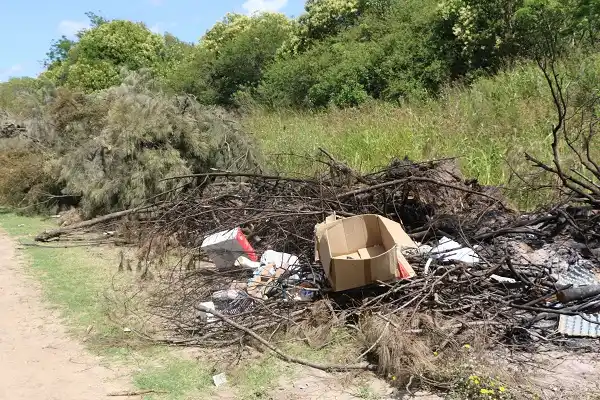 Calle de Tropas, un basural a cielo abierto