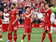Agónico triunfo del líder Liverpool