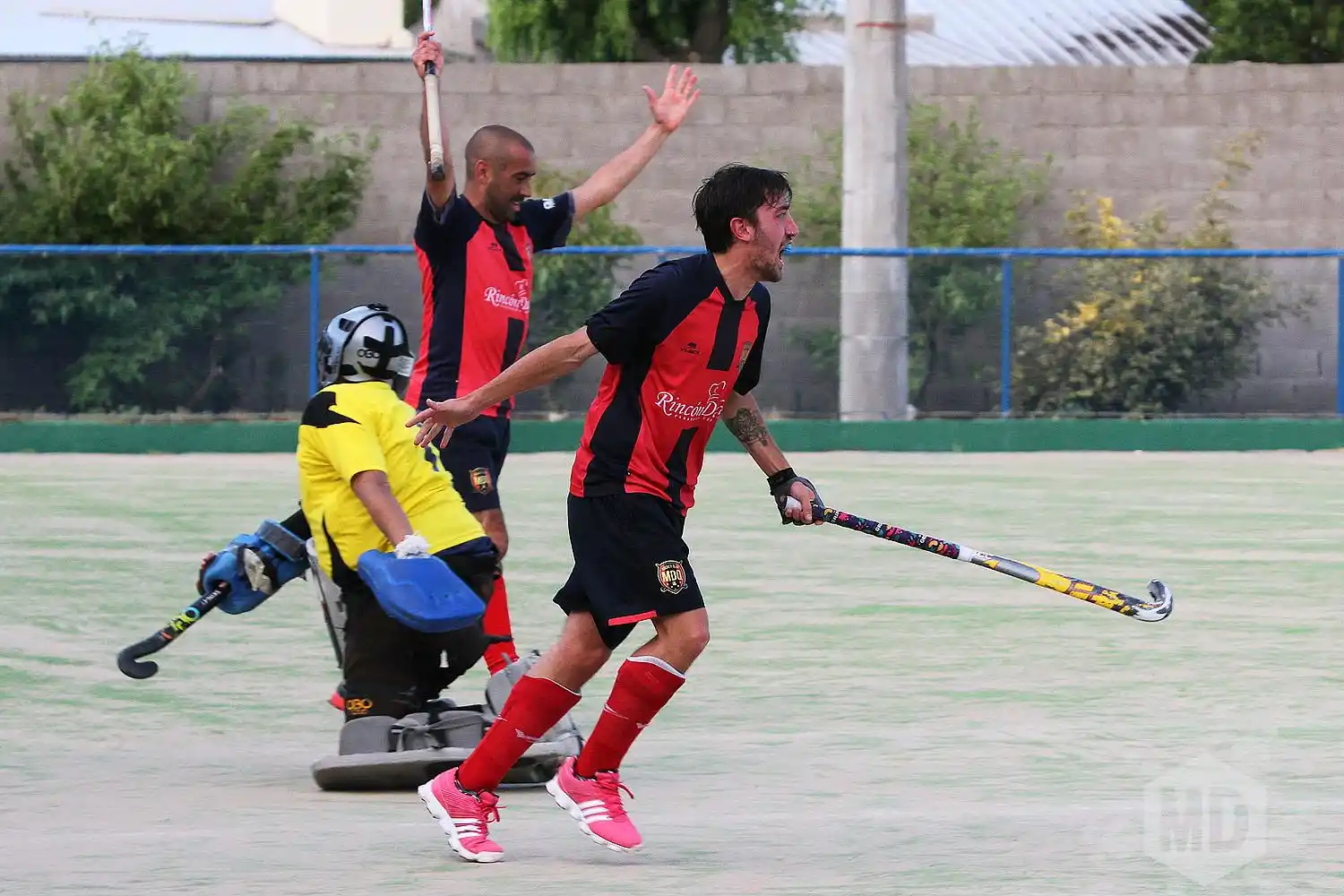 Emotiva despedida como local de MDQ 06