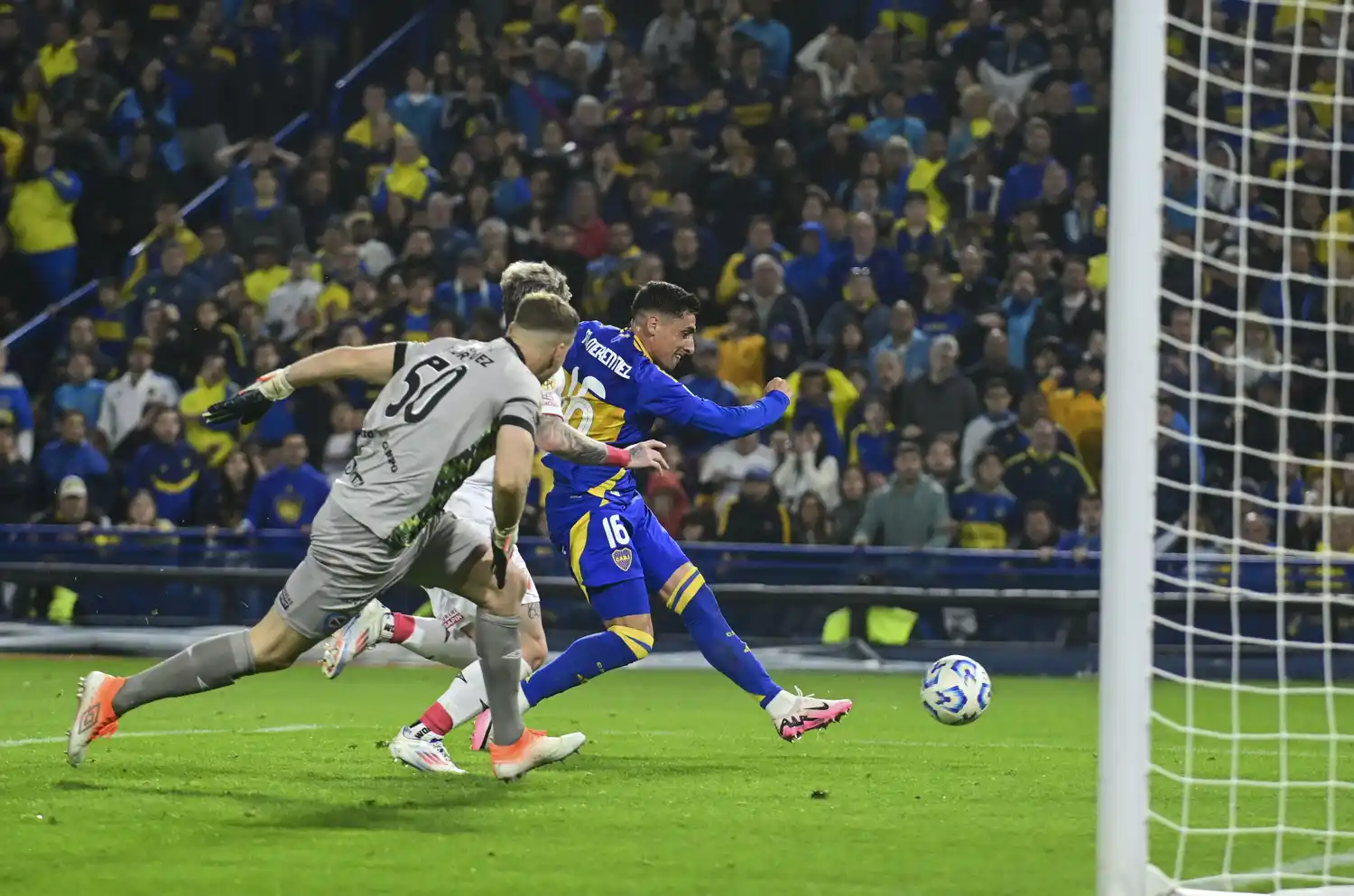 Merentiel define para el 1-0 que sería definitivo.