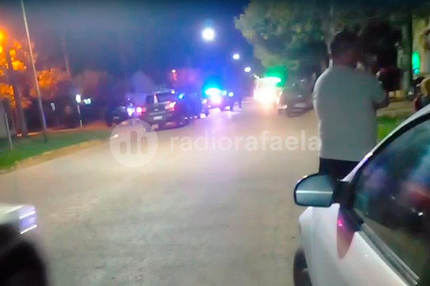 Preocupante situación en plena vía pública: un hombre habría sufrido una crisis convulsiva por exceso de drogas