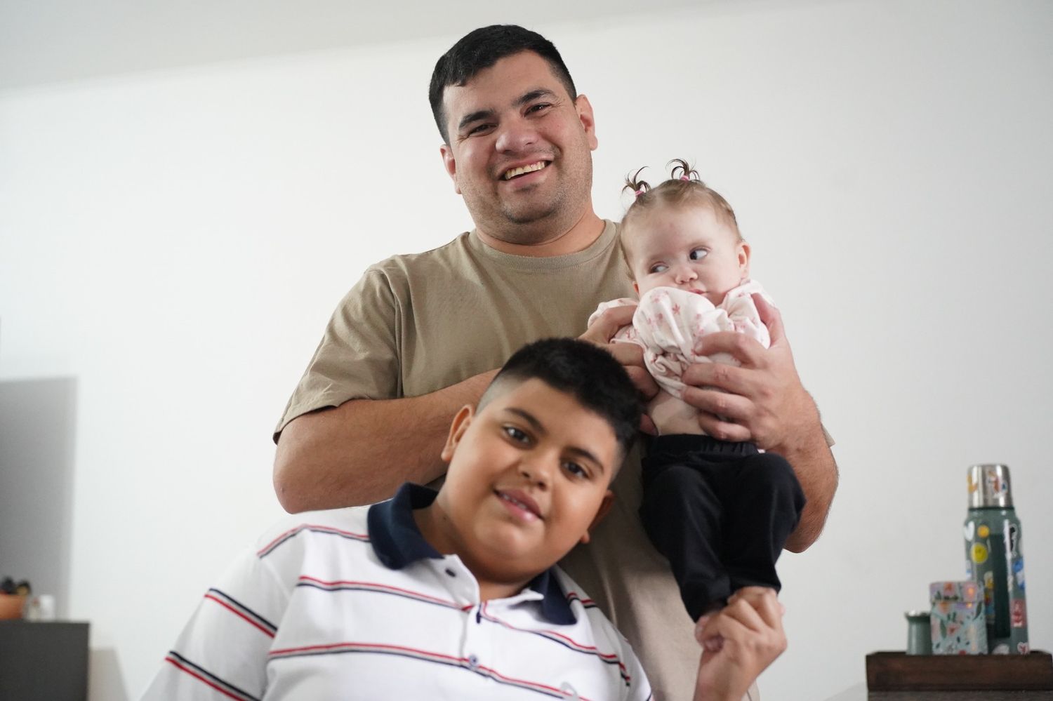“Ellos me enseñaron a ser mejor persona”: un padre, dos hijos y una historia que inspira.