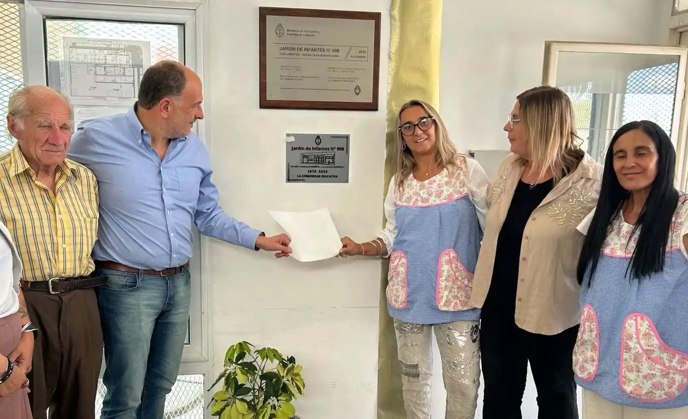 descubren placa