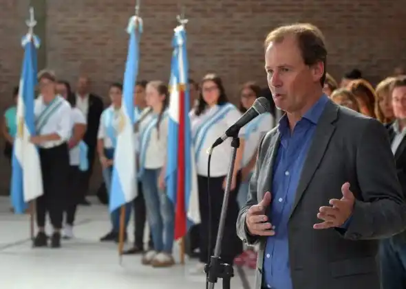 Se harán “todos los esfuerzos”para mejorar la oferta salarial a docentes