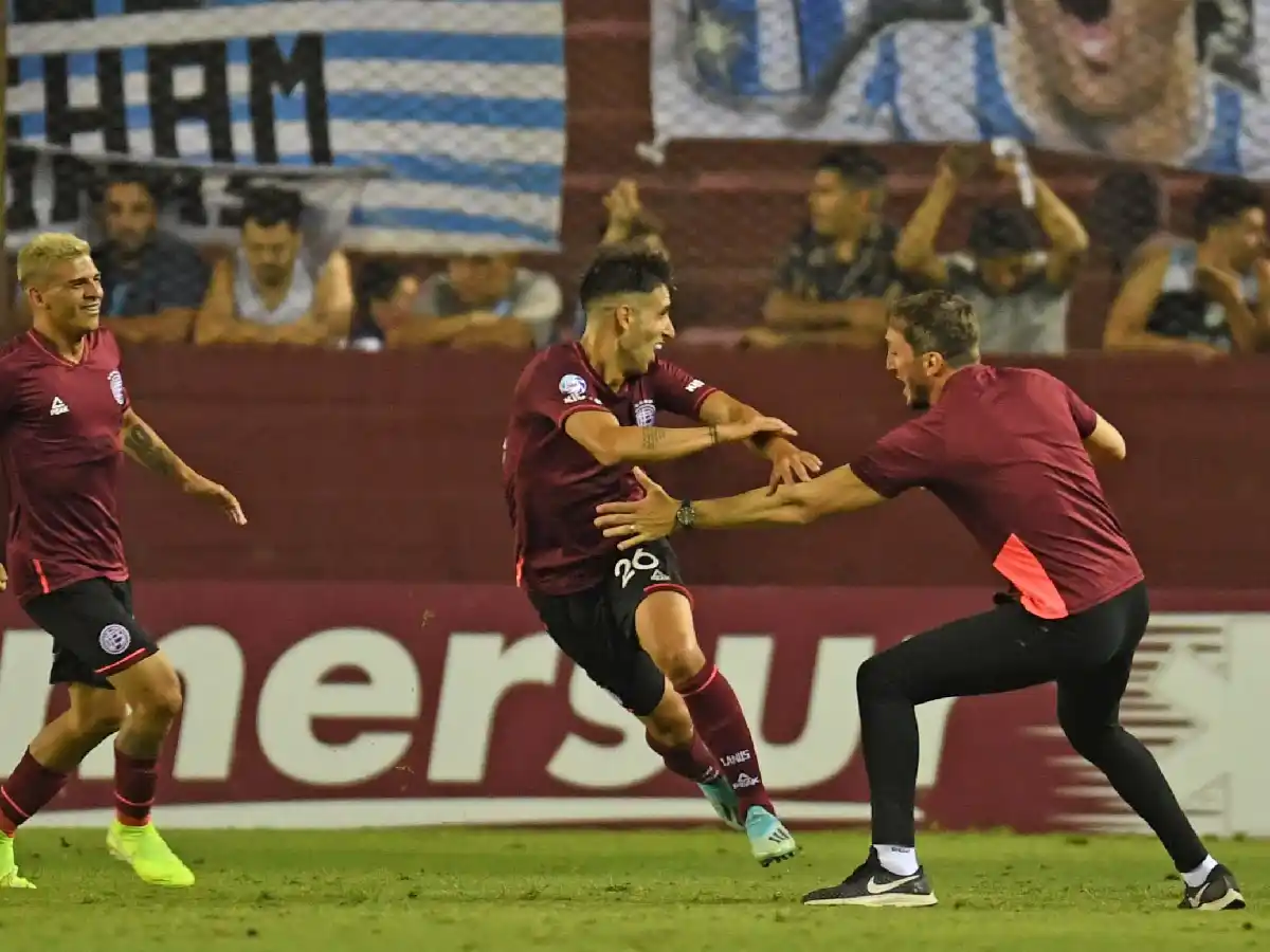 Lanús venció a Racing 