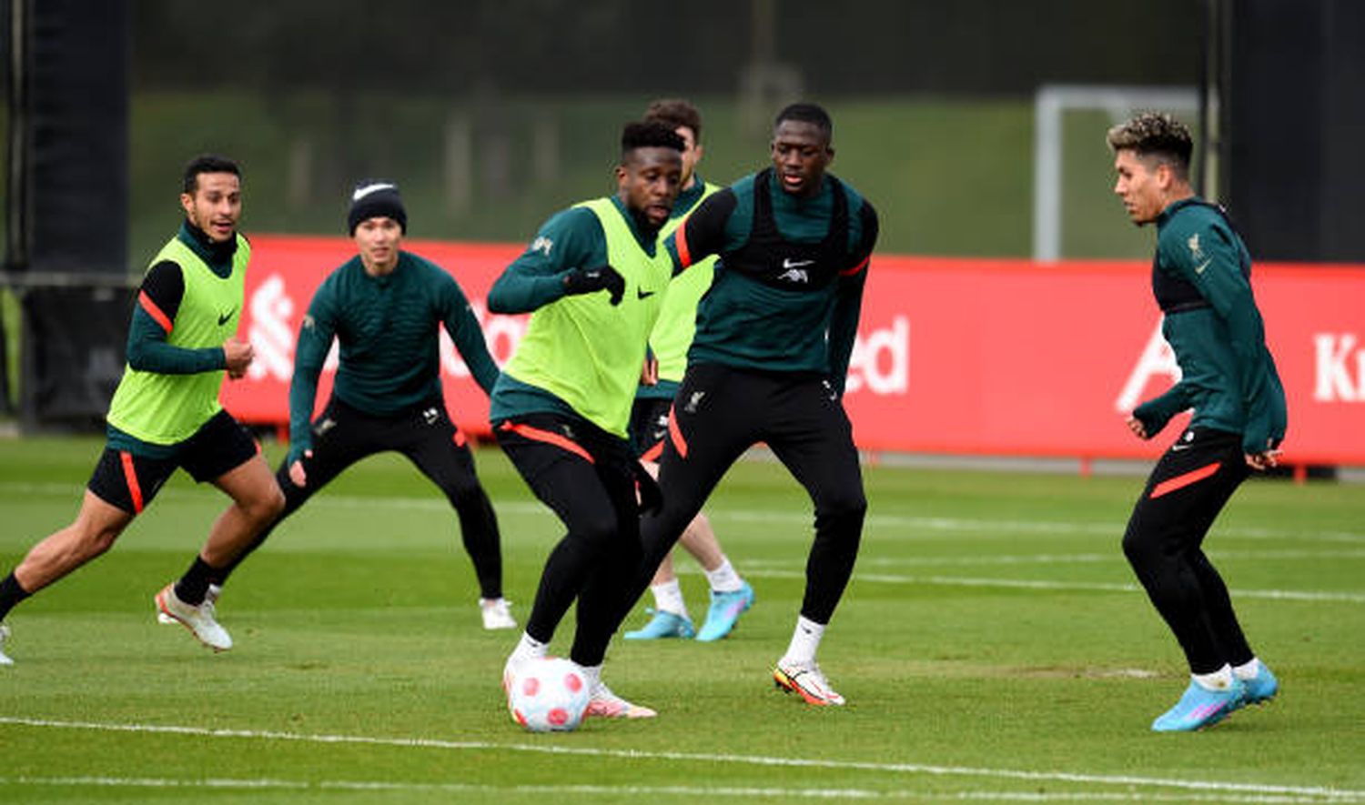 Liverpool visitará a Arsenal, para acercarse más al City