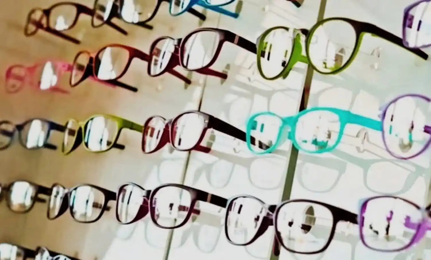 El titular de Optica Confort aseguró que la situación se agravó con la implementación de cupos.