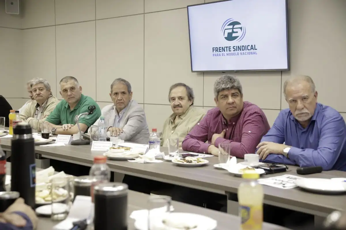 Los “combativos” de la CGT se reunieron con Ricardo Alfonsín