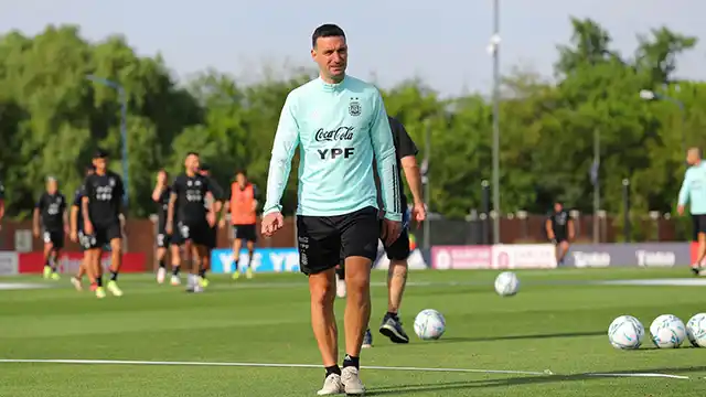 Selección: una docena de integrantes de la pre lista de Scaloni con varias novedades