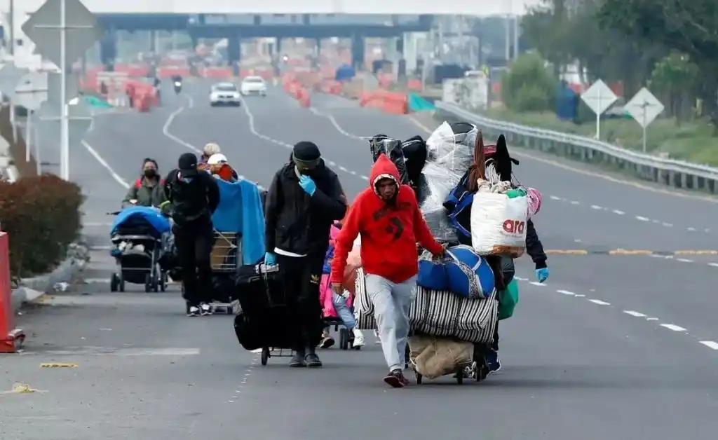 La pandemia mantiene bloqueados a millones de migrantes