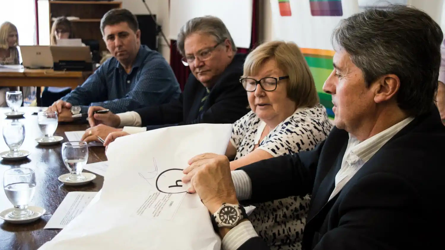 Esperanza: cuarto ofertas para la construcción de un desagüe pluvial