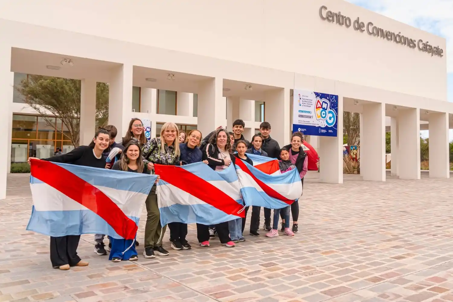 Destacada participación de equipos entrerrianos en la Feria Nacional de Educación, Artes, Ciencias y Tecnología