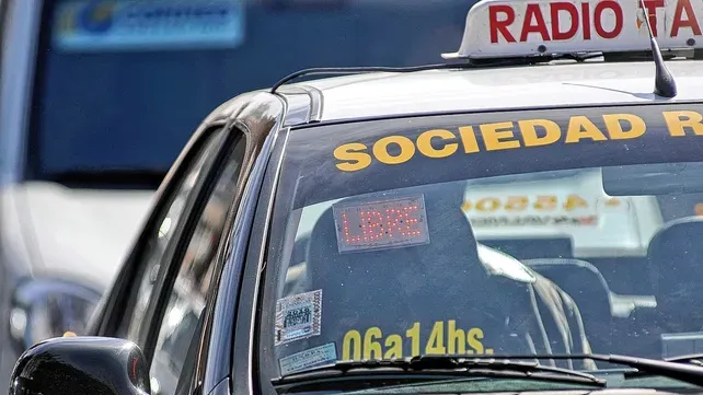Un taxista dio positivo en alcoholemia en la ciudad de Santa Fe y le retuvieron el vehículo
