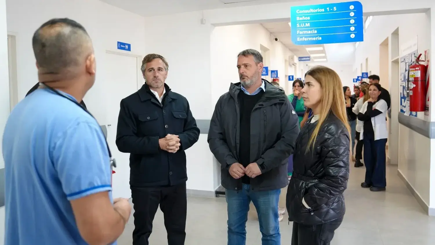 Achával, Laurent y Peralta recorrieron el centro sanitario.