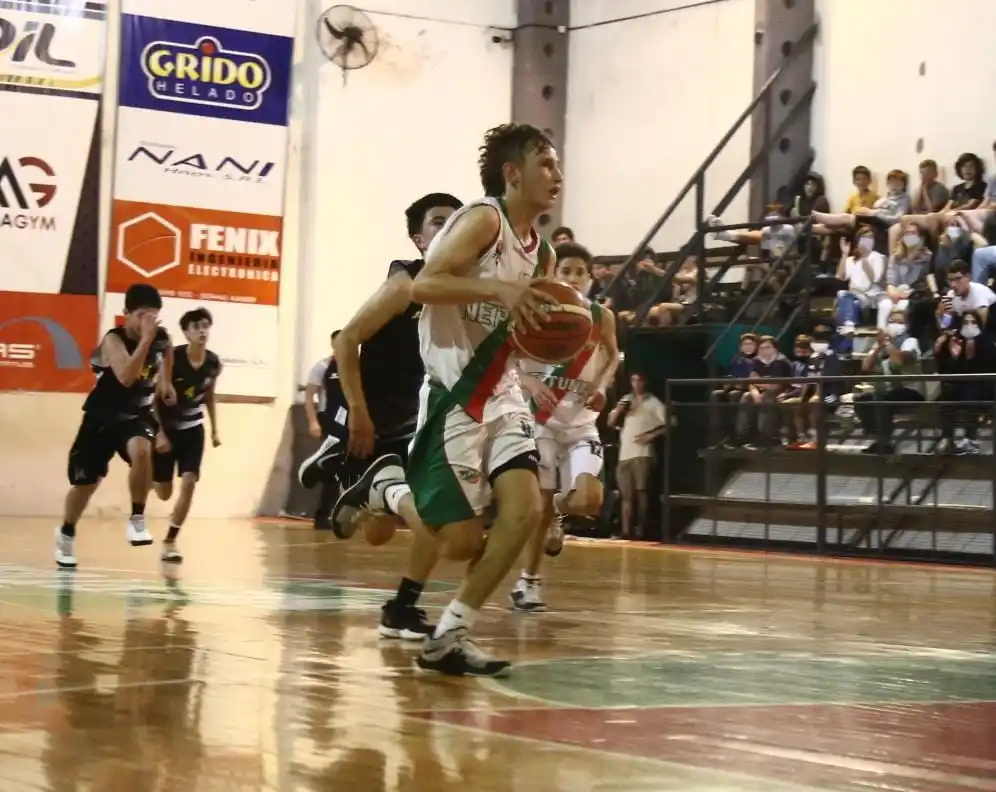 Neptunia y Juventud Unida se metieron en semifinales de la Liga Provincial U15
