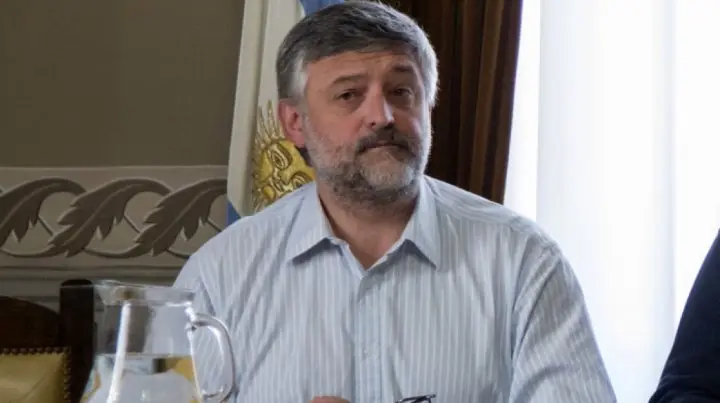 Villegas avisó a los docentes: “Estamos ofreciendo un 15% y es lo que podemos pagar”