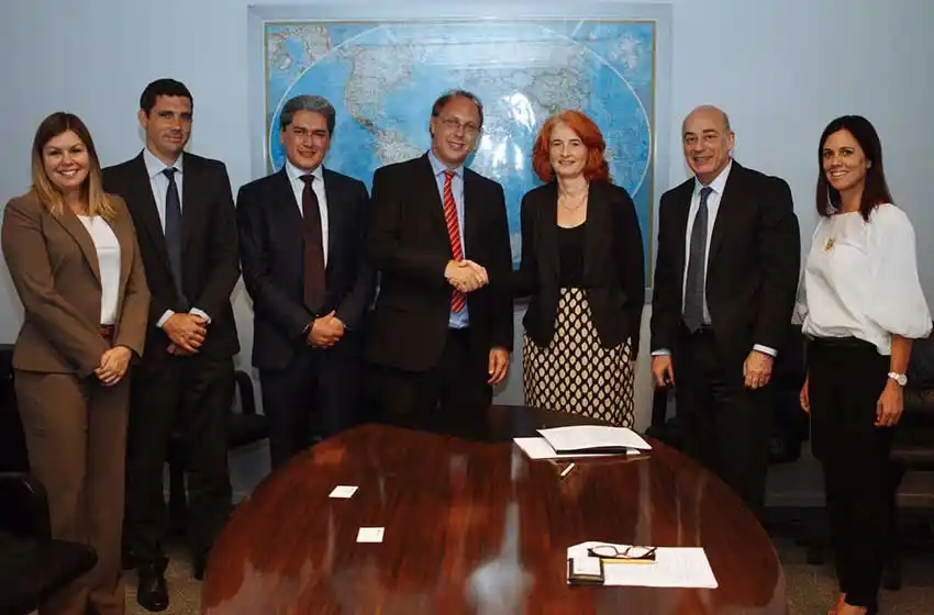 La provincia y el Banco Mundial firmaron un acuerdo de alianza