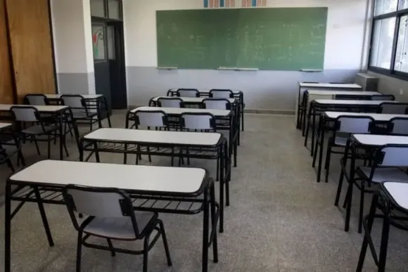 Paritarias: Maximiliano Pullaro confirmó que evalúan descontar los días no trabajados a los docentes