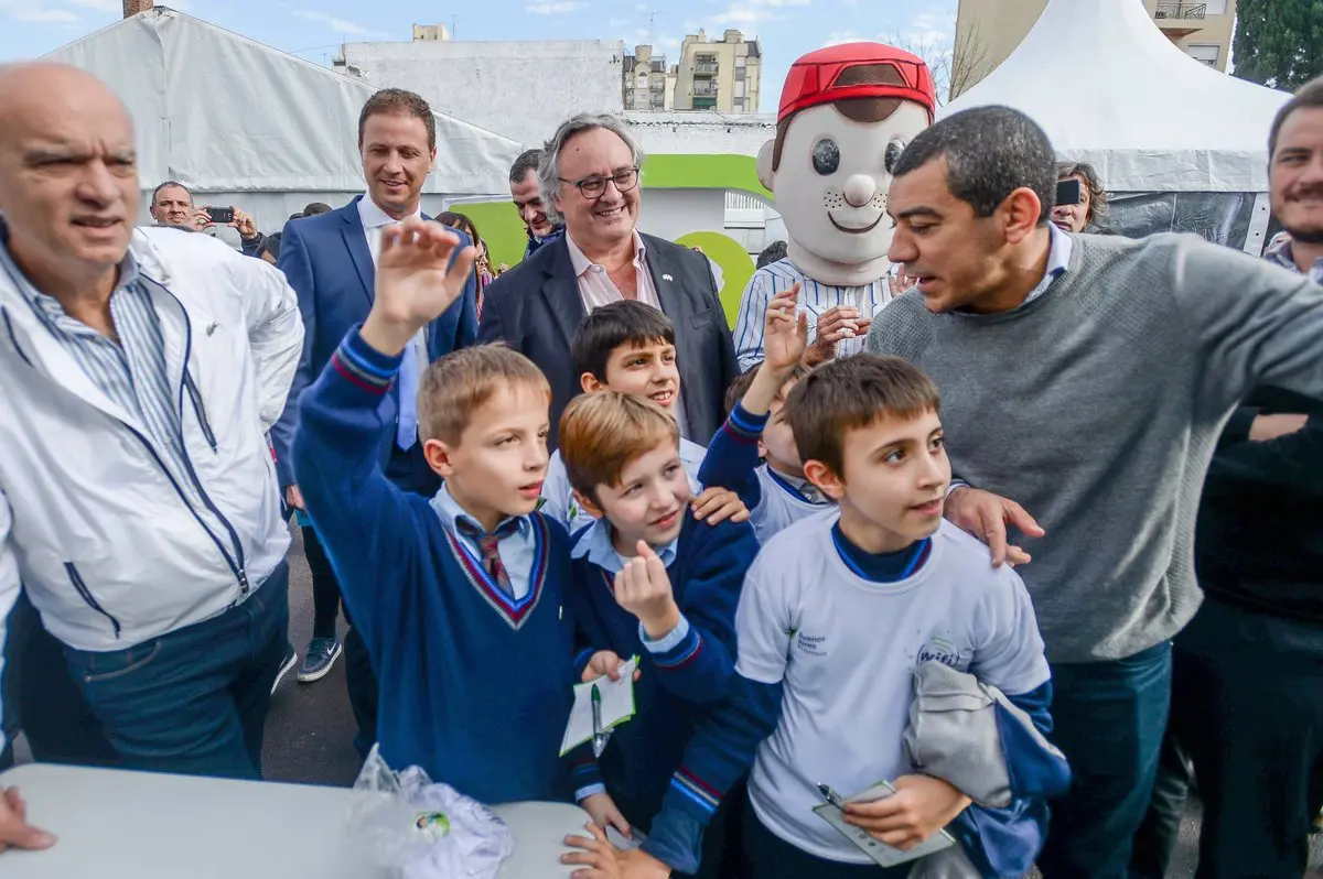 Proyecto "WiFi Provincia": Brindarán conectividad a espacios públicos de la provincia