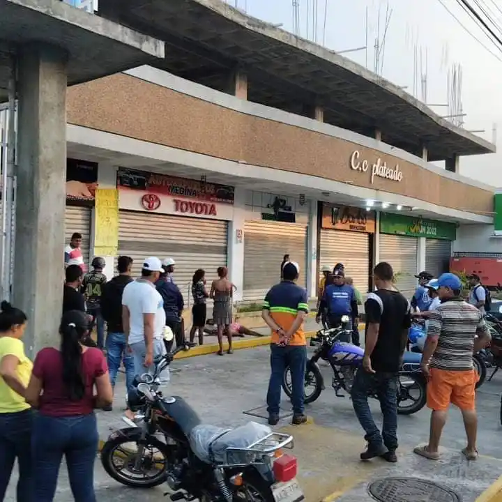 ¡FEMINICIDIO! Con una piedra asesinan a muchacha indigente en El Vigía