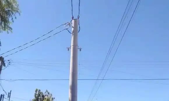 Un joven falleció luego de recibir  una descarga eléctrica