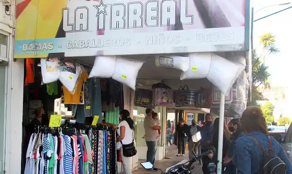 La Irreal, un clásico de la calle  62, cada vez con más surtido